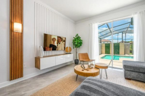 Families Deluxe Dream Vacation 10 min from Disney